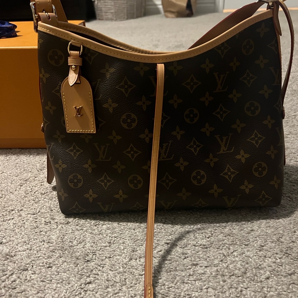 Louis Vuitton Carryall PM-authentic